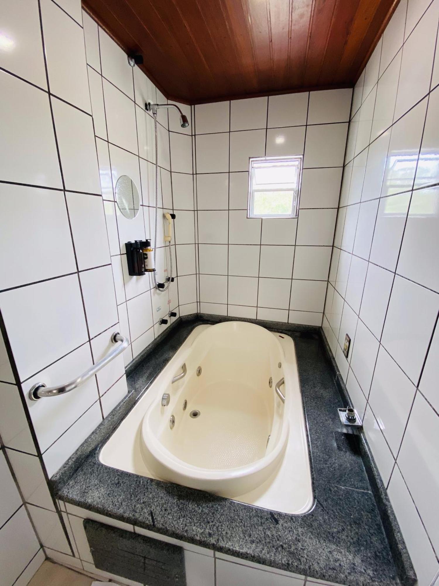 אורליאנס Real Nob Hotel מראה חיצוני תמונה