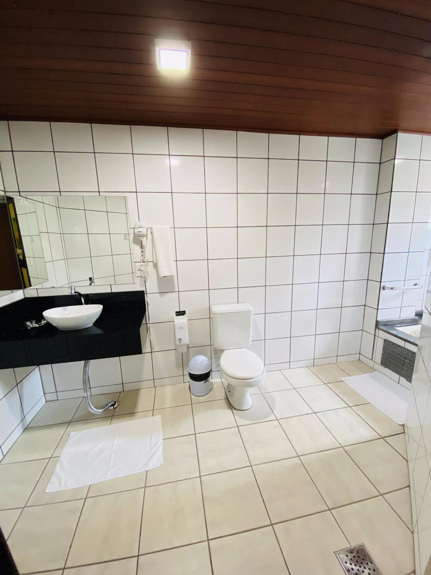 אורליאנס Real Nob Hotel מראה חיצוני תמונה