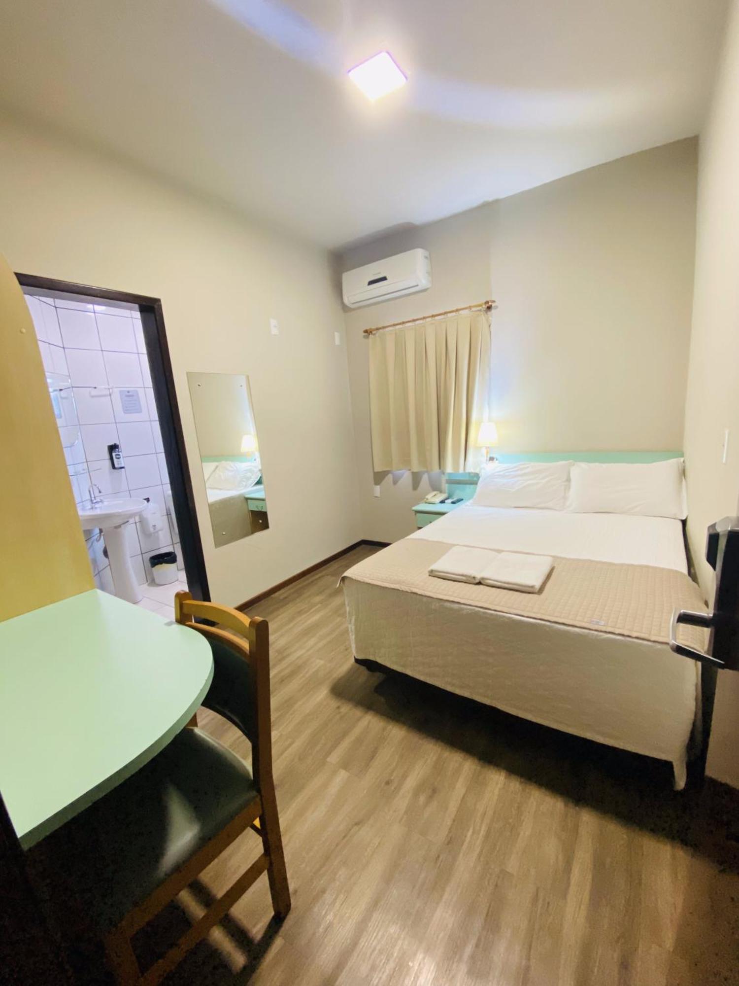 אורליאנס Real Nob Hotel מראה חיצוני תמונה