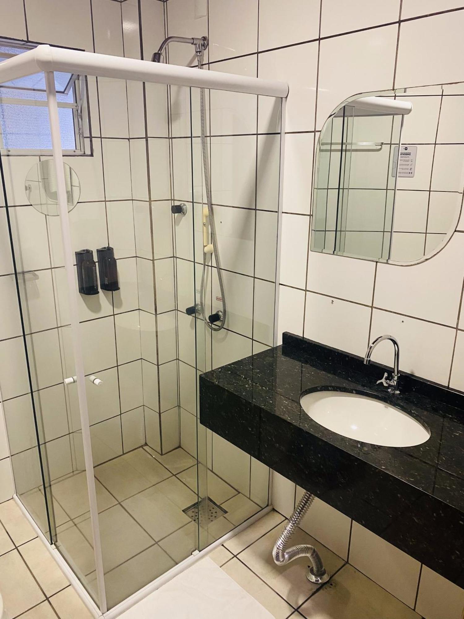 אורליאנס Real Nob Hotel מראה חיצוני תמונה